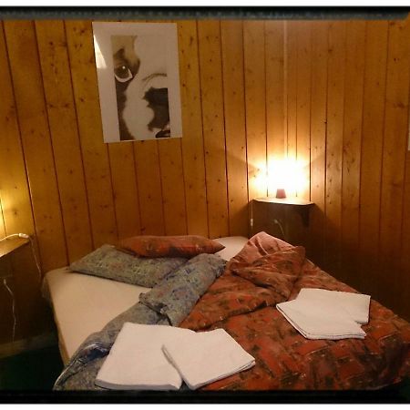 B&B Lo Scoiattolo Nebbiu Bagian luar foto