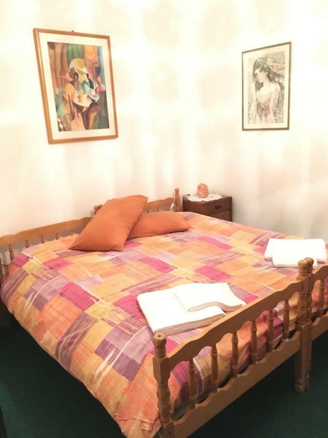 B&B Lo Scoiattolo Nebbiu Bagian luar foto